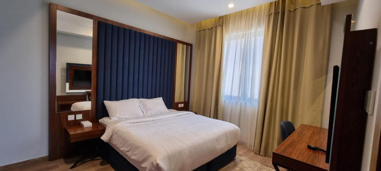 Seino Suites Manamah Buitenkant foto