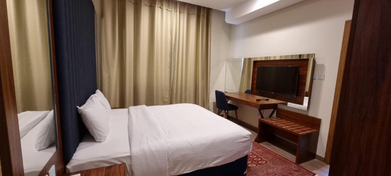 Seino Suites Manamah Buitenkant foto