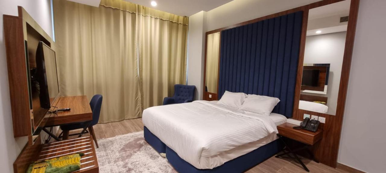 Seino Suites Manamah Buitenkant foto