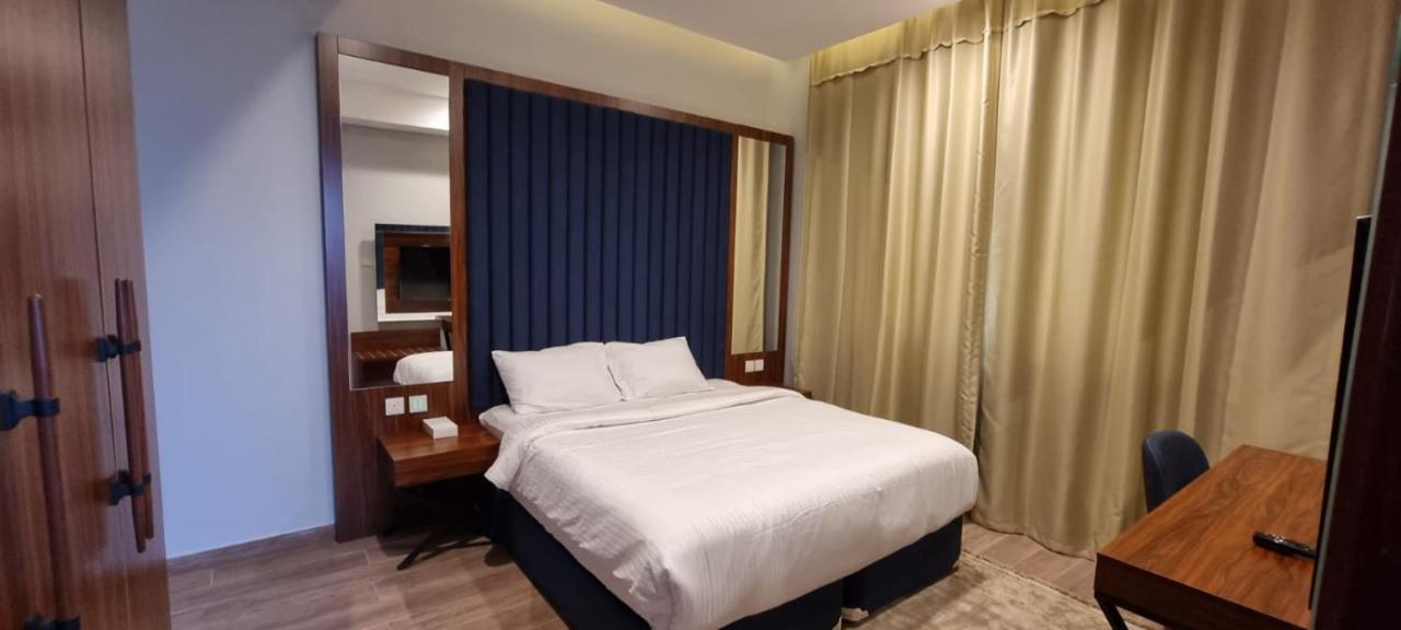 Seino Suites Manamah Buitenkant foto